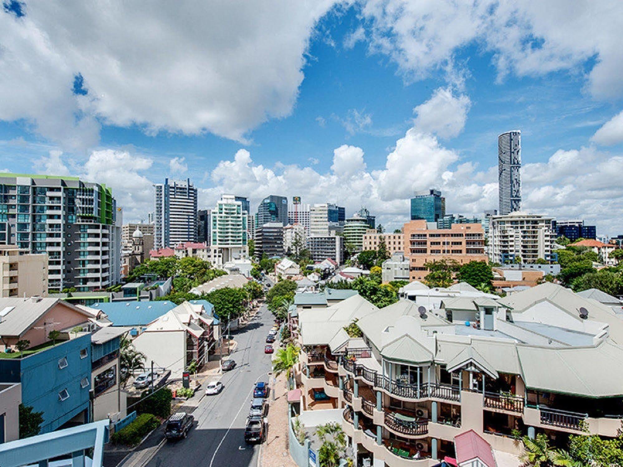 The Sedgebrook On Leichhardt Aparthotel Brisbane Exterior photo